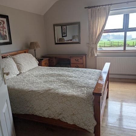 Clare House Bed & Breakfast Ballycastle Exteriér fotografie